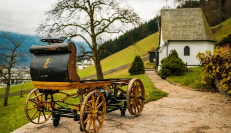 Not The Porsche Taycan, Porsche’s First Electric Car Was Made In 1898