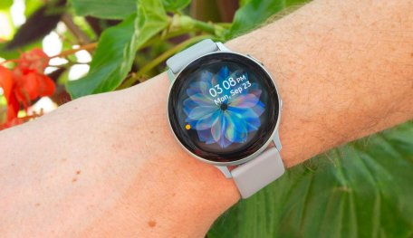 Best Smartwatch In India: Best Options In 2021 For Different Budgets