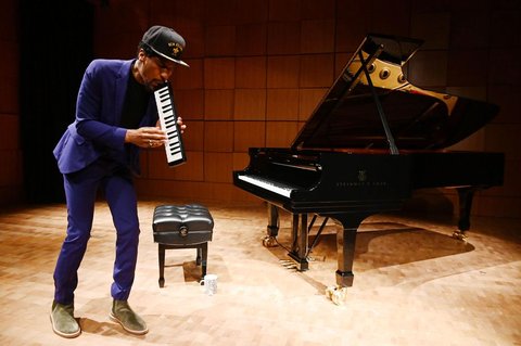 Káº¿t quáº£ hÃ¬nh áº£nh cho Steinway's high-tech piano can play back exactly what you just played