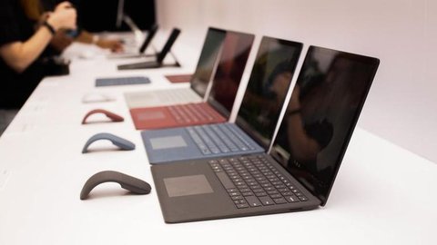 017 Microsoft Surface Laptop 2