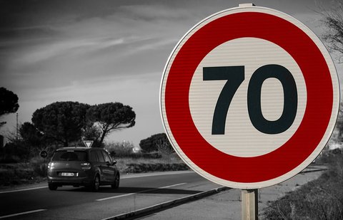 Speed-limit-technology-helps-to-reduce-the-number-of-speeding-tickets-1
