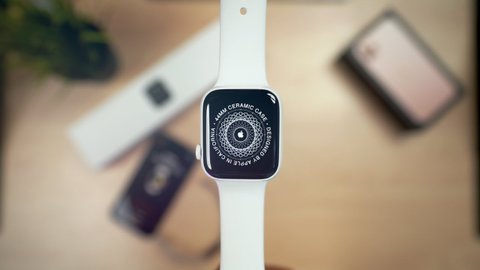Apple-watch-series-5-ceramic