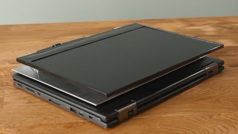 this-youtuber-created-a-dual-screen-laptop-that-no-brand-has-ever-made-2