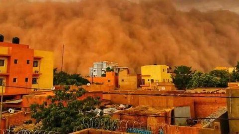 Lodha Apartment Sex Videos - A Huge, Apocaplyptic Dust Storm Just Happened, Gone Viral On ...