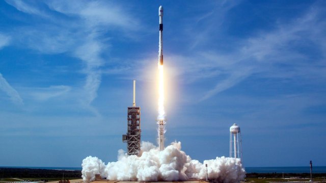Spacex Elon Musk Falcon 9 Rocket Launch Telesat Te