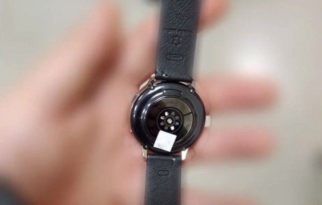 Galaxy-Watch-Active-2-heart-rate-sensor
