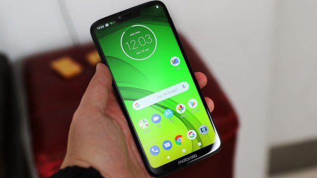 Moto G7 Power Handheld