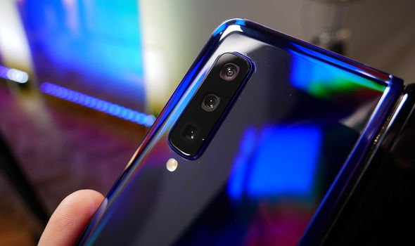 Samsung-Galaxy-Fold-camera