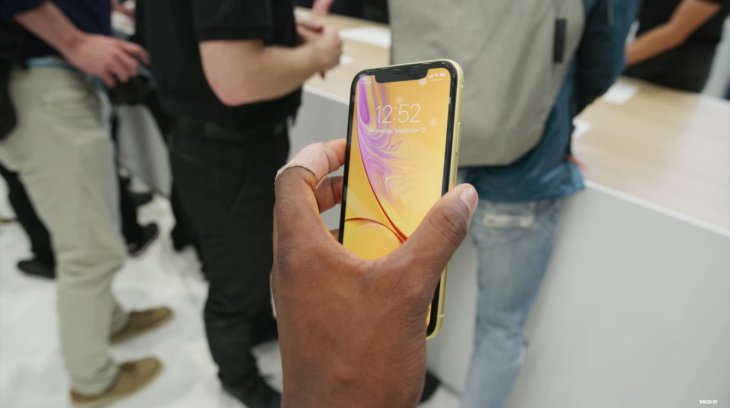 Yellow-version-in-new-iPhones