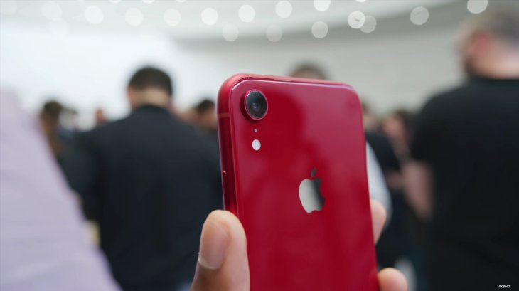 Back-iphone-XR-red
