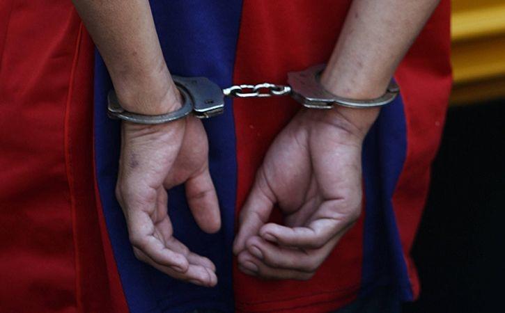 14 year old steal truck with goods worth 14 lakh