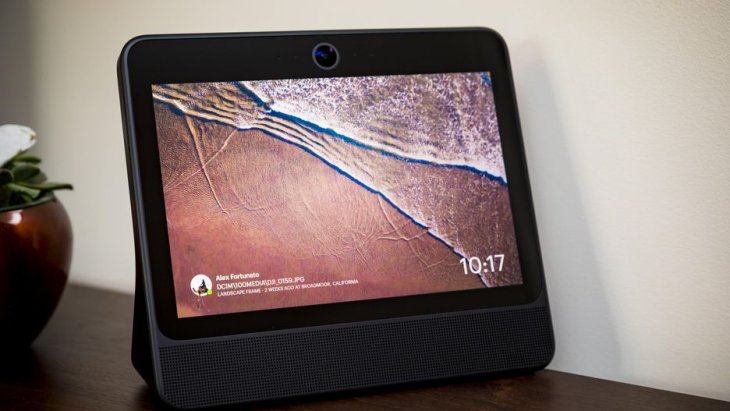 facebook-portal-messenger-chat-2219