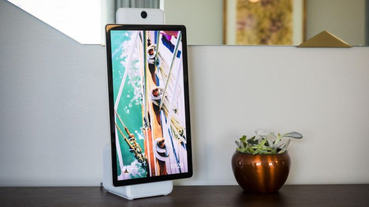 facebook-portal-plus-messenger-chat-2257