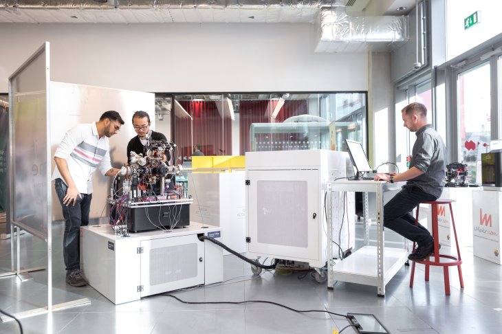 Káº¿t quáº£ hÃ¬nh áº£nh cho quantum compass