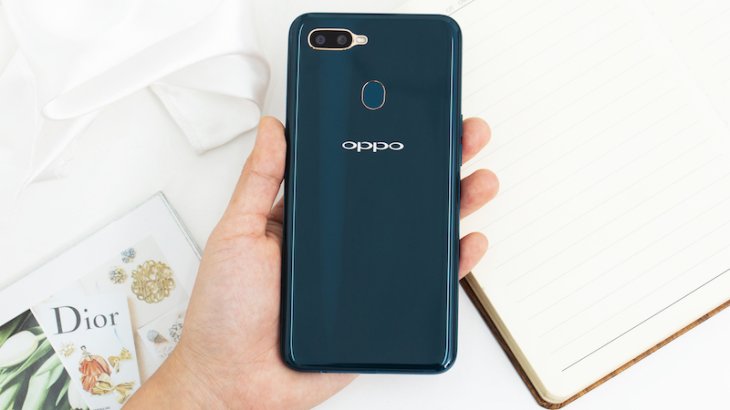 Oppo A7 Review: Sleek Design And Impressive Battery Life - MobyGeek.com
