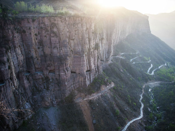 Káº¿t quáº£ hÃ¬nh áº£nh cho Guoliang Hanging Tunnel Road