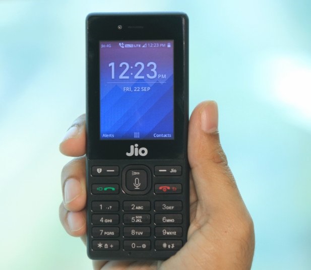 Reliance Jiophone Bgr Hands On 1