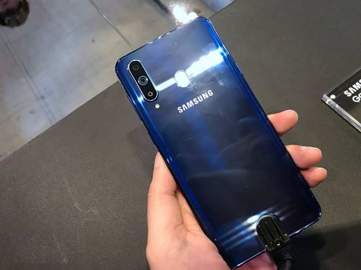 Samsung Galaxy A8s 1 1