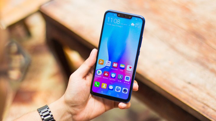 Huawei Nova 3i6