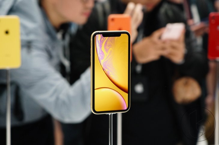 Iphone Xr Hands On 1