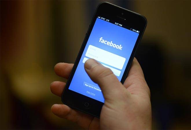 Káº¿t quáº£ hÃ¬nh áº£nh cho india facebook using