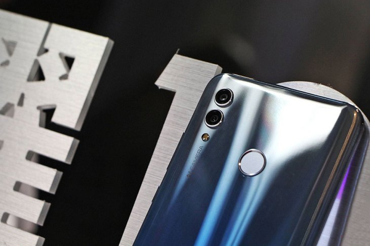 Tren Tay Honor 10 Lite Youth Edition Fptshop 08