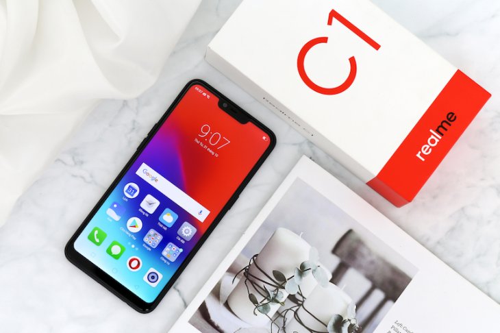 Realme C1 8