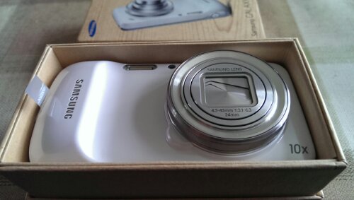 Káº¿t quáº£ hÃ¬nh áº£nh cho Samsung Galaxy S4 Zoom (2013)
