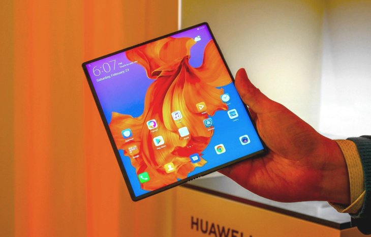 Káº¿t quáº£ hÃ¬nh áº£nh cho Mate X foldable phone is Huawei's bid to be seen as innovator, not spy