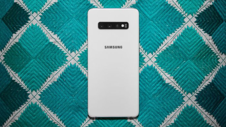 Samsung Galaxy S10 Hoyle 6