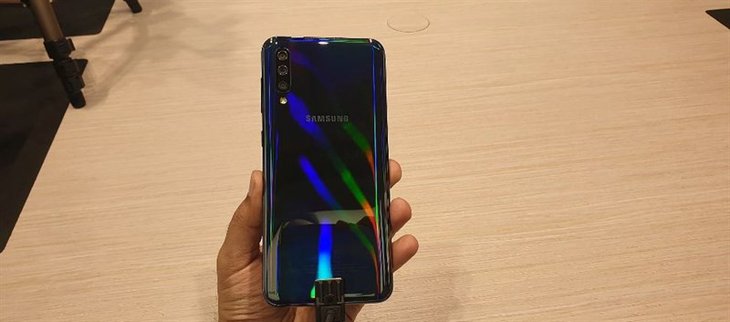 Samsung Galaxy A502