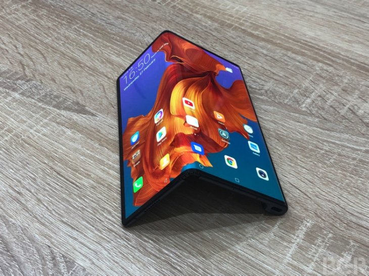 Huawei Mate X Mwc 2019 Hands On For Real 8 1