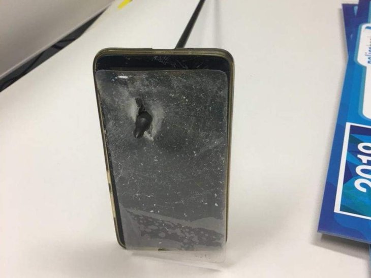 Phone Arrow Australia1