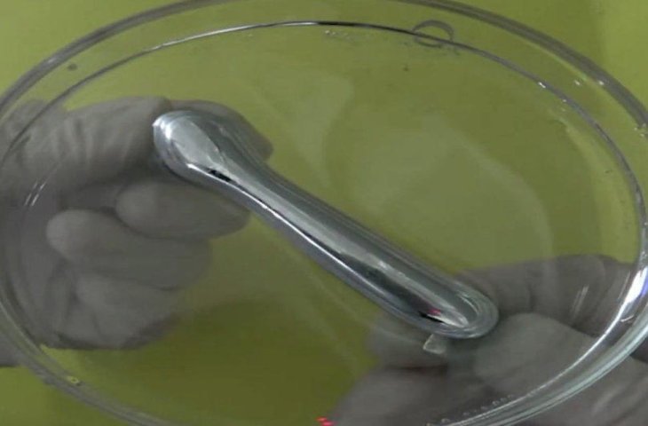 Káº¿t quáº£ hÃ¬nh áº£nh cho Scientists create liquid metal that stretches like Terminator