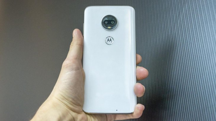 Moto G7 White3