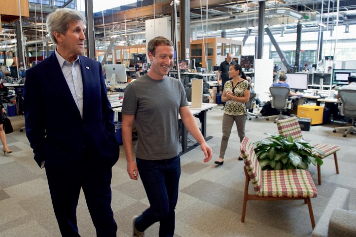 Facebook Ceo Zuckerberg Gives Secretary Kerry A To