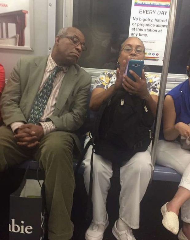 tweet talking about nosey man on subway looking at people's phones