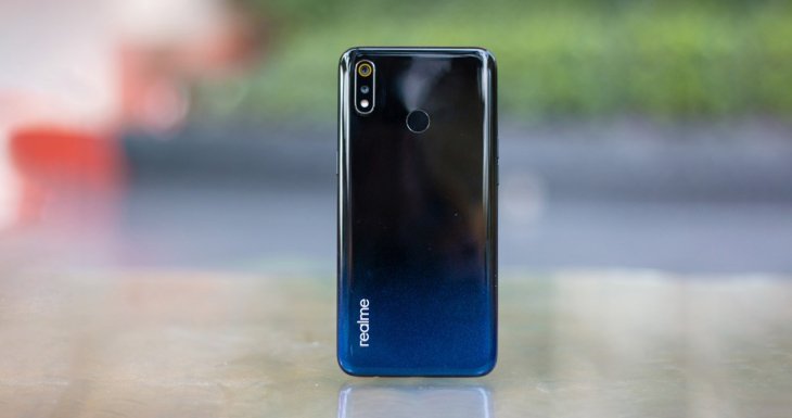 Realme-3-back