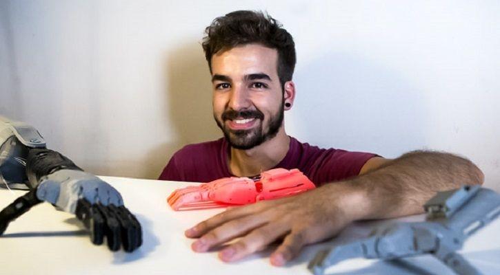 A Engineer Builds Free Prosthetics For The Poor An