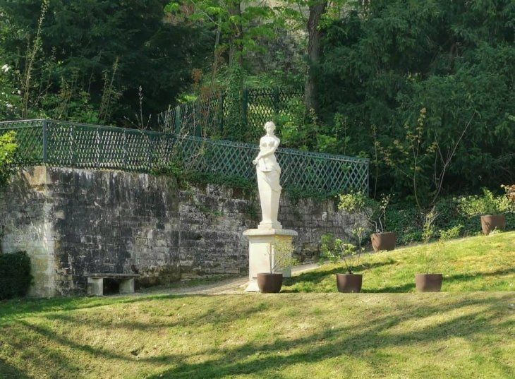 Huawei P30 Pro 10x Zoom Sample Dxomark 1 1024x754