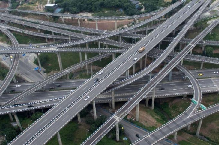 China Is Working On Highway Lanes Dedicated To Self-Driving Cars ...