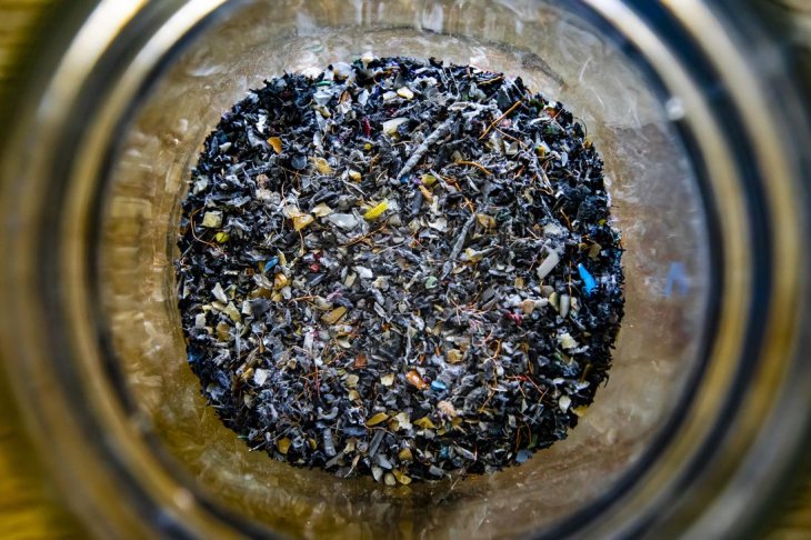 Kết quả hình ảnh cho How Apple's Daisy iPhone recycling robot works