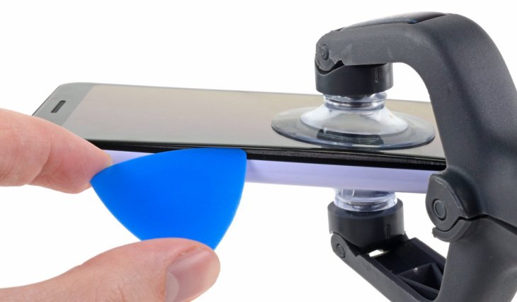 Pixel-3a-sreen-is-easy-remove