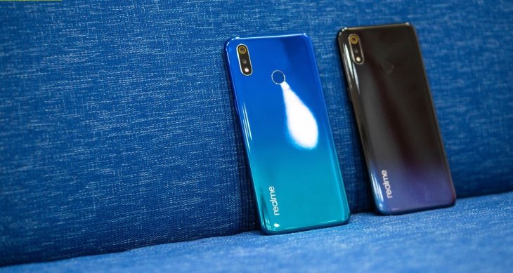 Realme-3-back
