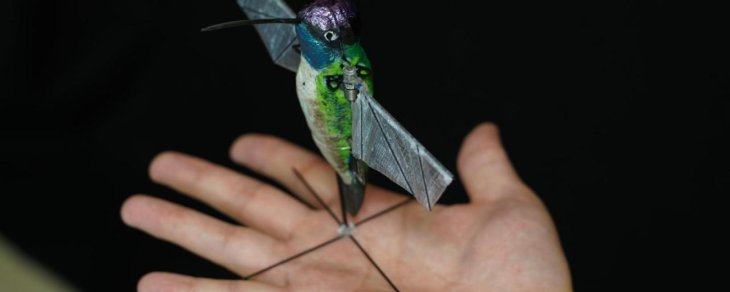 The-robot-is-lightweight-and-extremely-small-in-size