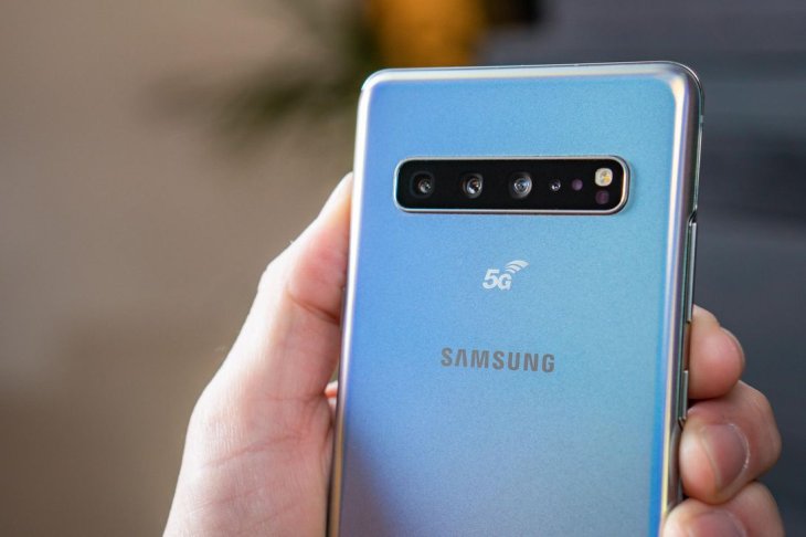 Buying-a-new-Galaxy-S10-5G-now-is-not-a-wise-investment