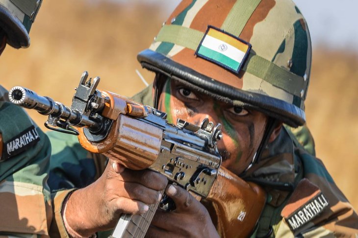 guns-INSAS-Assault-Rifle-guns
