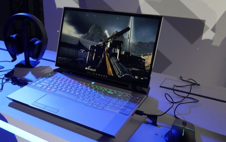 148186 Laptops Review Hands On Alienware M17 2019
