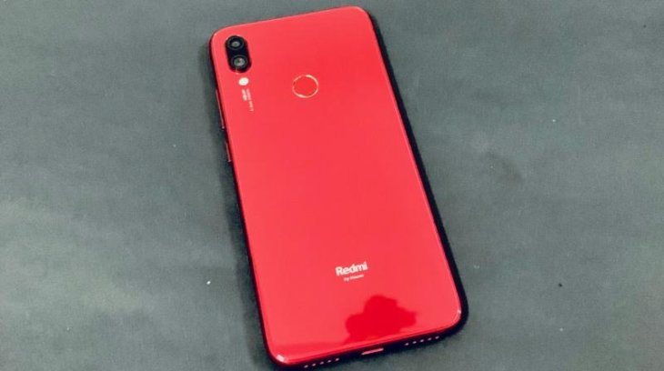The-back-of-the-Redmi-Note-7S-3