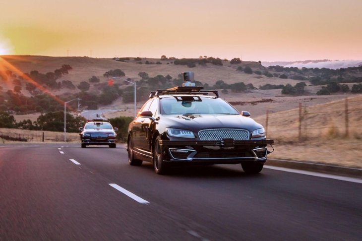 fiat-chrysler-aurora-self-driving-cars